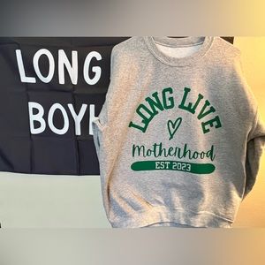 LONG LIVE MOTHERHOOD CREWNECK
